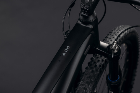 BICICLETA CUBE AIM SLT SOOT BLACK 2027 cadru S (15") - roti 27.5 [1]