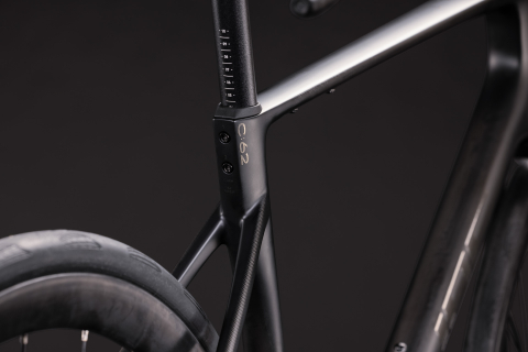 BICICLETA CUBE ATTAIN C:62 RACE CARBON COALCHROME 2027 60 cm [3]