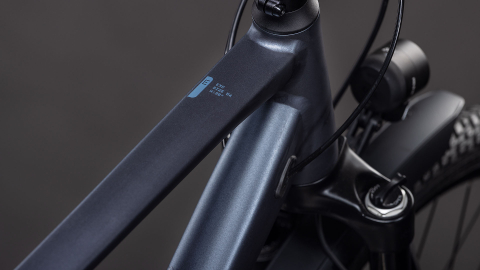 BICICLETA CUBE KATHMANDU EXC METALLICGREY CHROME 2026 46 cm [1]