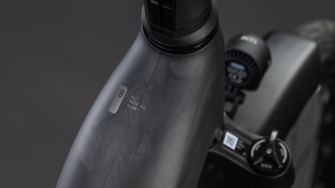 BICICLETA CUBE KATHMANDU HYBRID ONE11 HPC SLT 800 EASY ENTRY CARBON SILVERDUST 2026 54 cm [1]