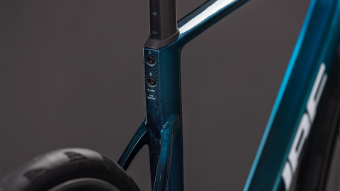 BICICLETA CUBE LITENING AIR C:68X SLX CHROMEBLUE LIQUIDBLUE 2026 60 cm [2]