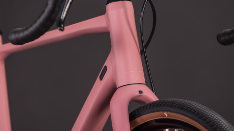 BICICLETA CUBE NUROAD ONE RUBY PUCE 2026 XL [4]