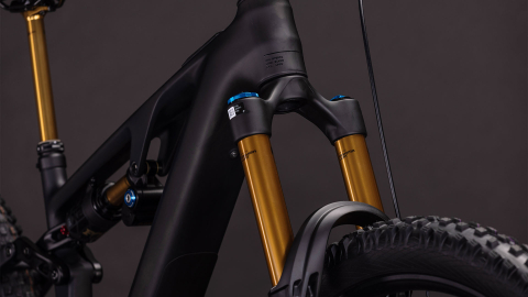 BICICLETA ELECTRICA CUBE AMS HYBRID 177 C:62 AT 600X CARBON GOLD 2026 XL [3]
