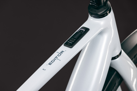 BICICLETA ELECTRICA CUBE EDITOR HYBRID SLT 400X FE GLACIER PRIZM 2027 58 cm [2]