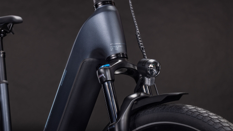 BICICLETA ELECTRICA CUBE KATHMANDU HYBRID ONE 800 EASY ENTRY METALLICGREY GREY 2026 46 cm [1]