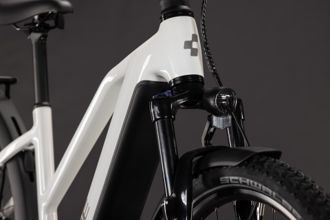 BICICLETA ELECTRICA CUBE NURIDE HYBRID PERFORMANCE 720 TRAPEZE METALLICWHITE GREY 2027 54 cm [4]