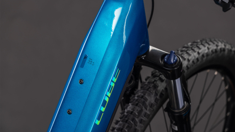 BICICLETA ELECTRICA CUBE REACTION HYBRID PERFORMANCE 600 EASY ENTRY ELECTRICBLUE DAZZLE 2026 cadru S (16") - roti 27.5 [1]