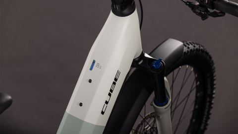 BICICLETA ELECTRICA CUBE REACTION HYBRID PRO 800 FE EASY ENTRY DESERTSTONE DRIEDHERBS 2026 cadru L (20") - roti 29 [1]