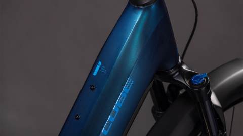 BICICLETA ELECTRICA CUBE REACTION HYBRID PRO 800 FE EASY ENTRY NEBULAR DAZZLE 2026 cadru M (18") - roti 29 [1]