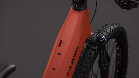 BICICLETA ELECTRICA CUBE REACTION HYBRID RACE 800 EASY ENTRY AMBER BLACK 2026 cadru M (18") - roti 29 [1]