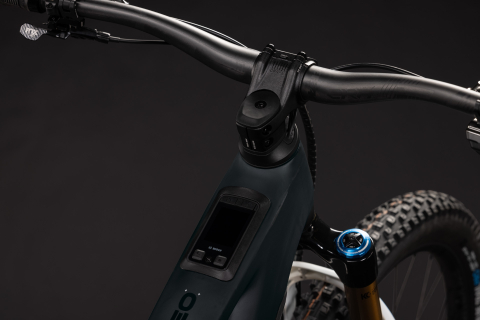 BICICLETA ELECTRICA CUBE STEREO HYBRID ONE44 HPC AT 800 CARBON WHITE 2027 cadru M (18") - roti 29 [1]