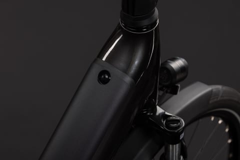 BICICLETA ELECTRICA CUBE SUPREME HYBRID COMFORT ONE 600 EASY ENTRY GUNMETAL REFLEX 2027 cadru 58cm - roti 28 [2]