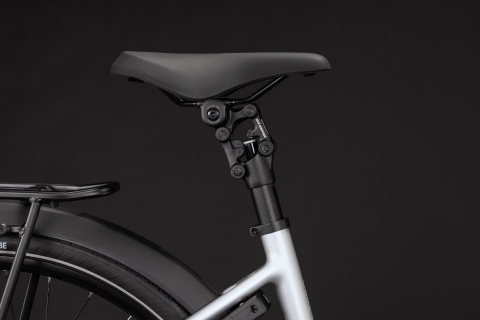 BICICLETA ELECTRICA CUBE SUPREME HYBRID DELUXE PRO 600 EASY ENTRY SILVERSTAR REFLEX 2027 cadru 58cm - roti 28 [3]