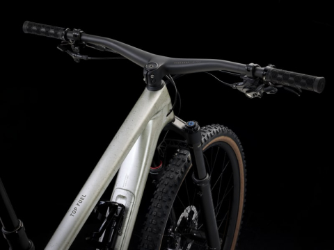 BICICLETA TREK TOP FUEL 9.8 XT LUNAR SILVER M [2]