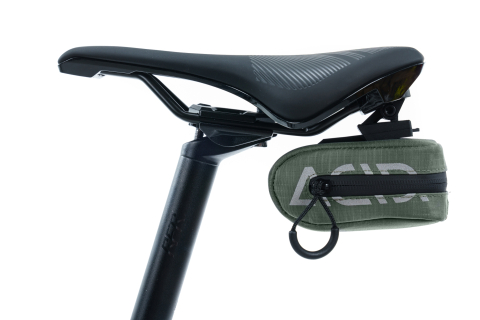 GEANTA ACID SADDLE CLICK XS VERDE [1]