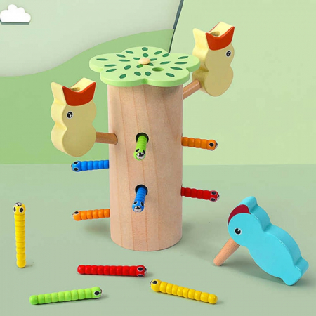 Jucarie din lemn educativa cu magnet, joc de indemanare Ciocanitoare cu pui [2]