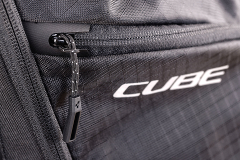 SNUR FERMOAR CUBE ZIPPER PULLER BLACK Small [1]