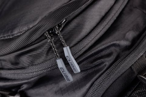 SNUR FERMOAR CUBE ZIPPER PULLER GREY Large [1]