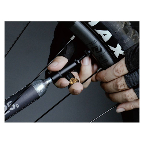 Tubi Master X, 2-in-1 tubeless tire repair kit w/disc insertion spacer, w/o CO2 cartridge, strap mount [4]