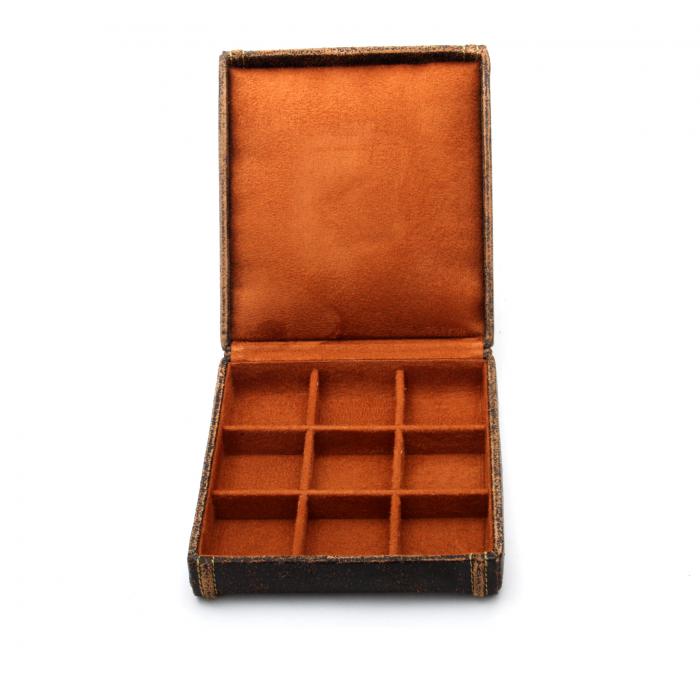 Cutie de 9 butoni Cubano by Friedrich - Made in Germany [3]