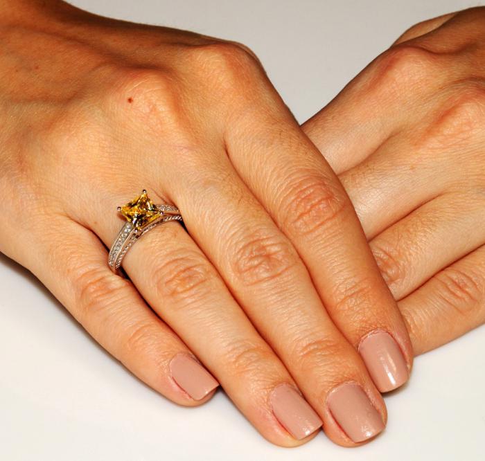 Inel Borealy Argint 925 Simulated Diamond 1.5 Carat Princess Cut Yellow Canary Mărimea 6 [2]