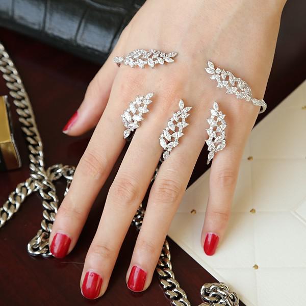 Bratara Palm Bracelet Cuff Borealy [3]