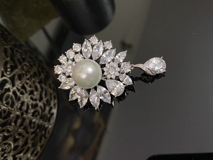 Brosa Pearl Blooming [5]