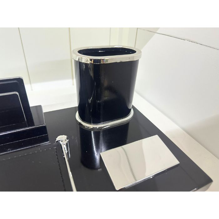 Business Desk Business Globe Trotter [4]