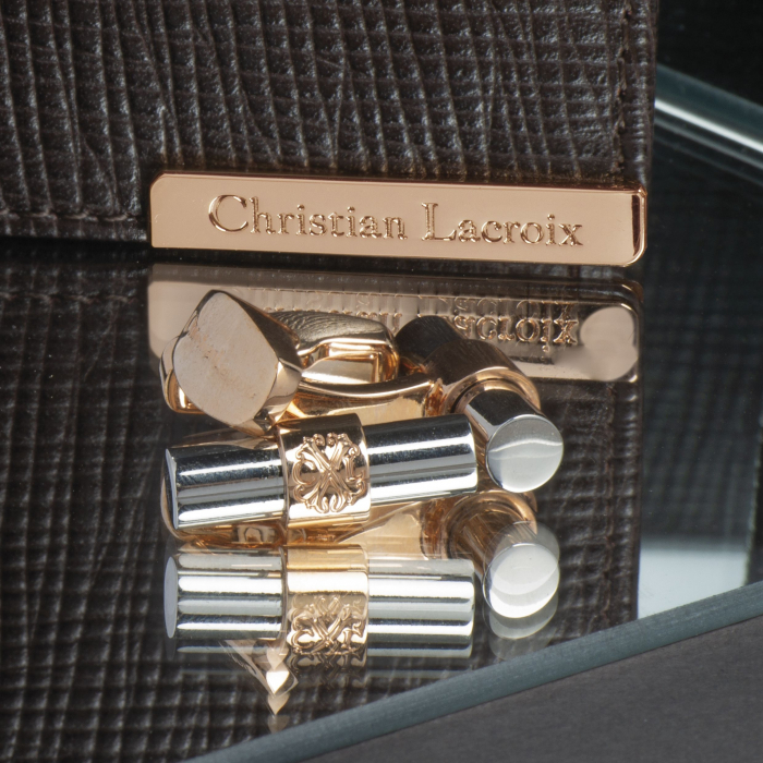 Butoni Chrome Gold Christian Lacroix & Batista Matase Borealy [2]