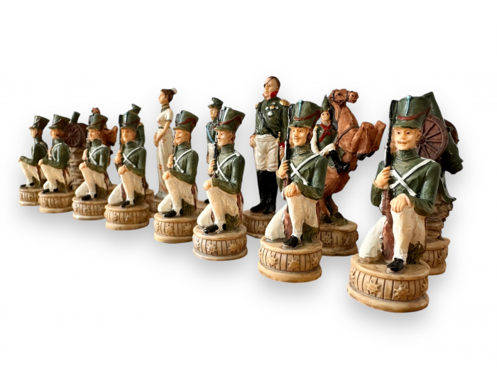 Luxury Chess Game, cu piese lucrate manual, in forma de soldati din armata lui Napoleon [6]