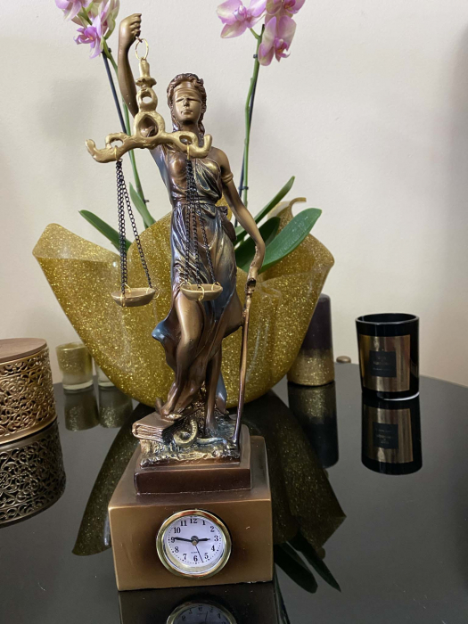 Cadou statuetă "Timpul Justiţiei" - 33 cm inaltime + CEAS [5]