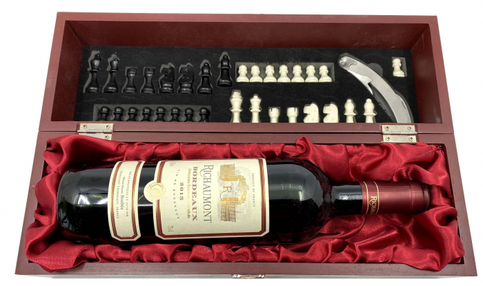 Cutie Vin cu Şah by Borealy [3]