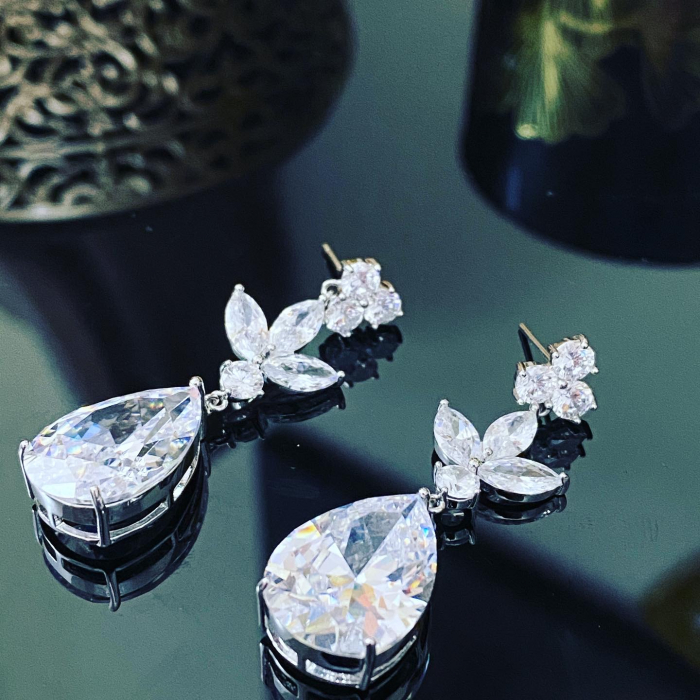 Cercei Diamond Beauty [3]