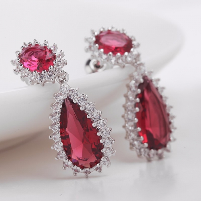 Cercei Borealy Christmas Ruby [2]