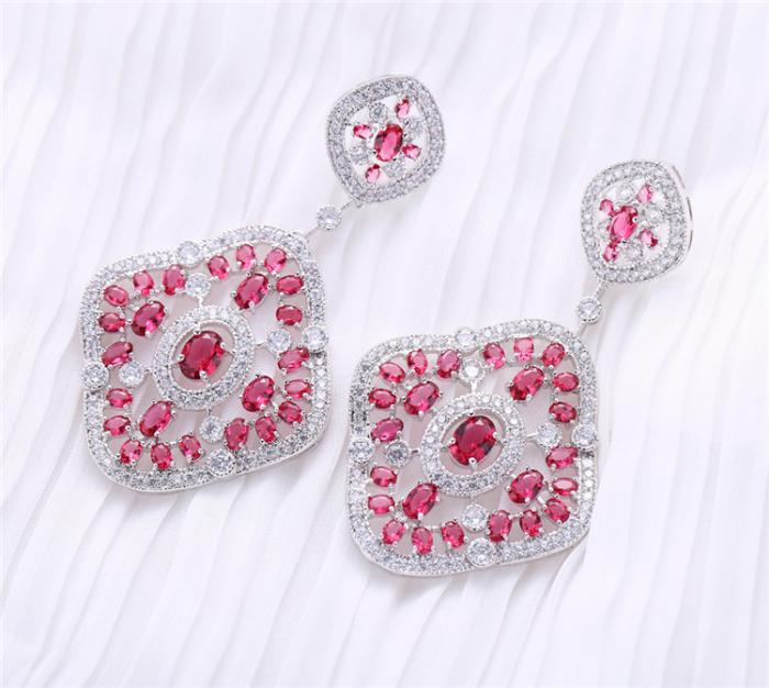 Cercei Borealy Sapphire Pink Chandelier [2]