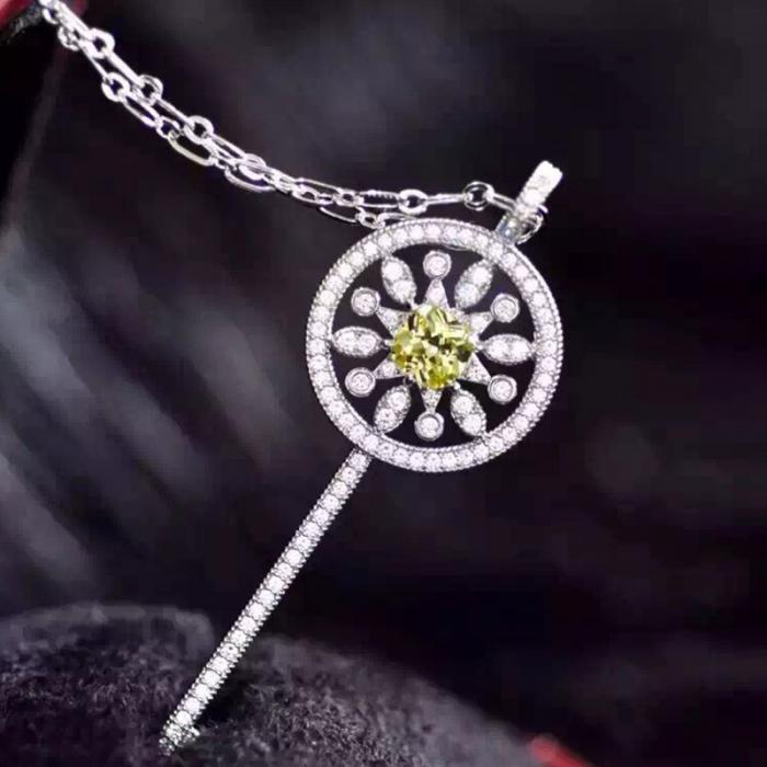 Colier Key to the World [2]