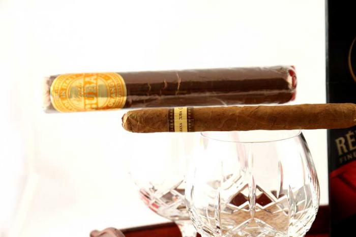 Sweet Remy Martin Cigars [4]