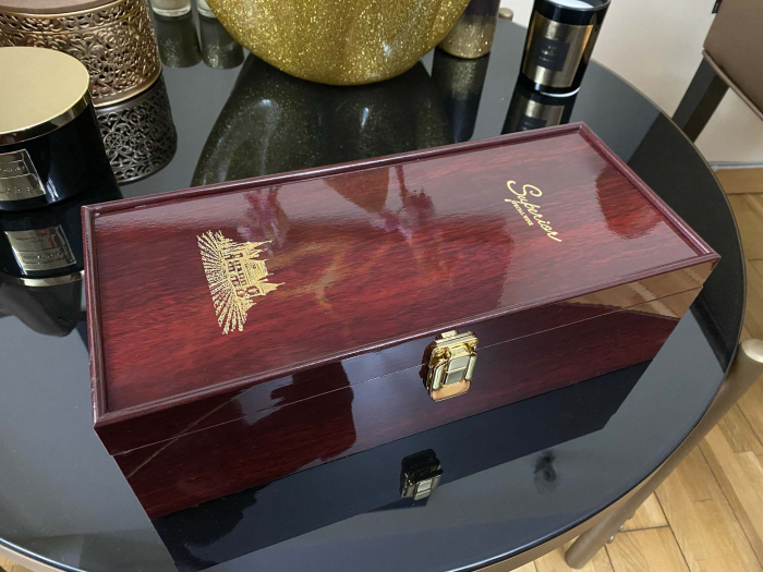 Cutie Vin Superior Special Wine cu 3 Accesorii & Vin Bordeaux Rosu Sec 0.75 l [6]