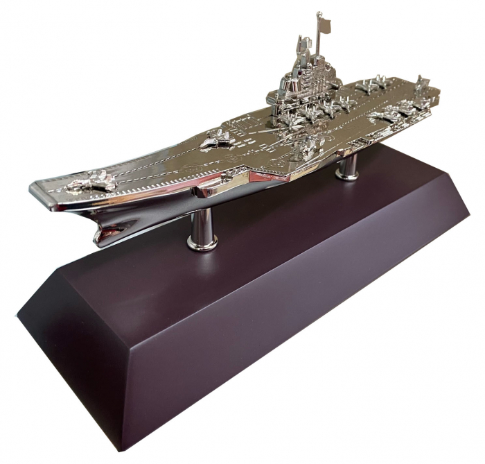 Decoraţiune Navă Portavion, 20 CM Desk [2]