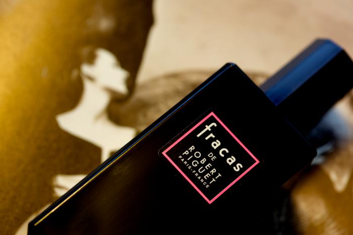 Set Fracas By Robert Piguet Eau de Parfum 100 ml si Esarfa Cacharel [4]