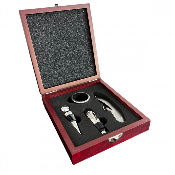 Cadou Barbati Set 4 accesorii vin in cutie de lemn [4]