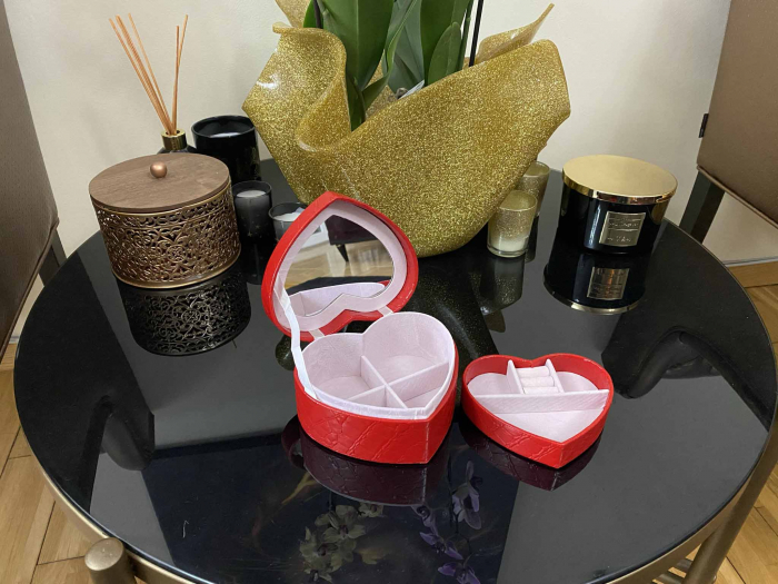 Perfect Lady Gift Set: Cutie Bijuterii Inima Rosie, Bratara Tennis Gold, Cercei Gold Heart [8]