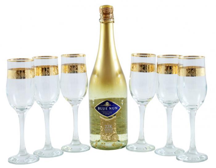 Champagne Glasses Set & Blue Nun 22 K Gold [1]