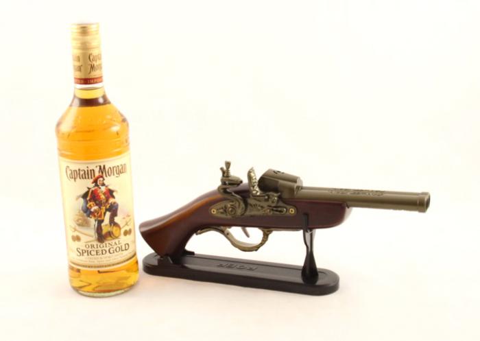 Captain Morgan Goldy [4]