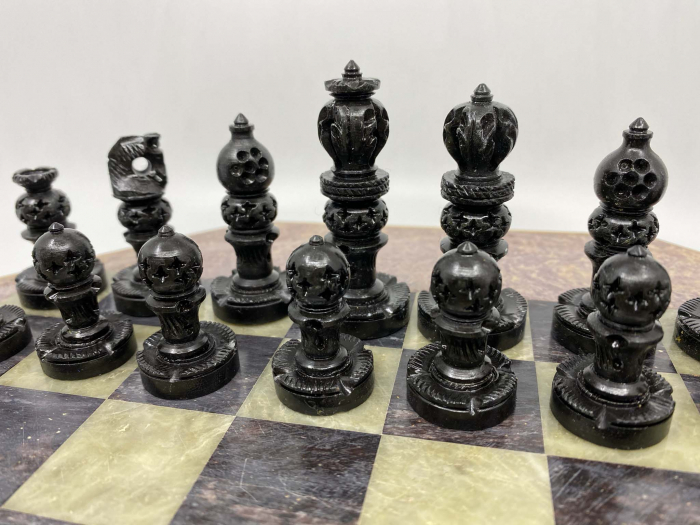 SAH din piatra naturala, sculptat manual [6]