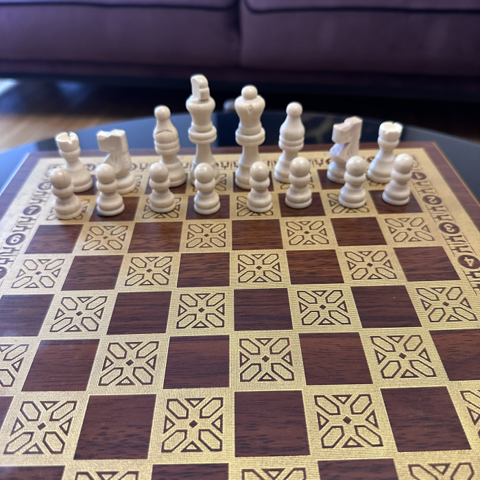 Set Șah Clasic – Piese Alb/Negru din Lemn + Tablă Decorată [3]