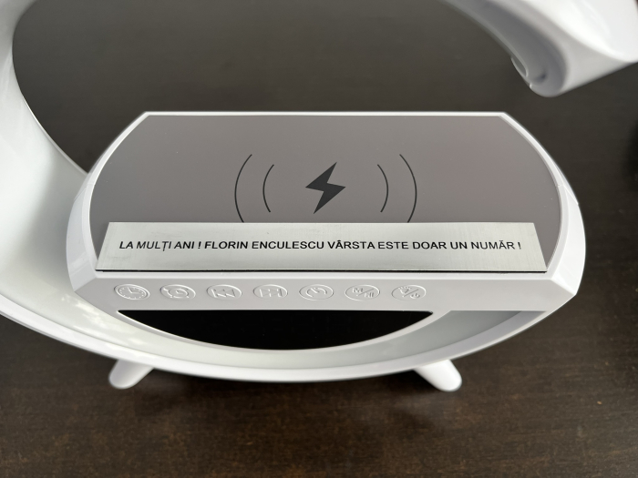 Life Assistant - Multifunction Ceas, Speaker, Lampa, Difuzor multifuncțional, încărcător wireless [8]