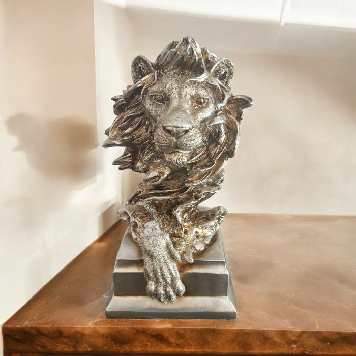 Magnificent King Lion [4]