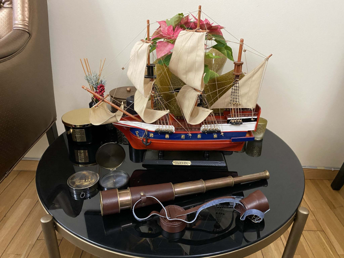 Traveller of the Seas: macheta corabie, luneta functionala, busola alama functionala [5]