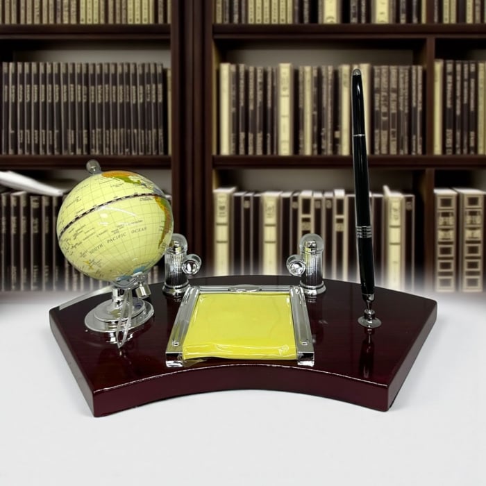 Business Desk Global World [3]